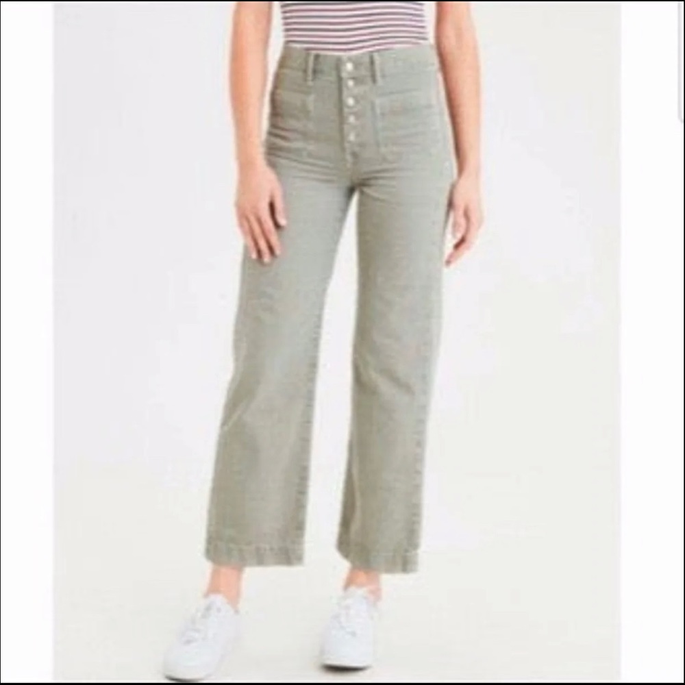 American eagle wide legged cropped jeans